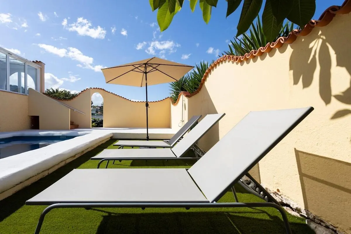 Villa La Paz Ocean views&private heated pool El El Sauzal